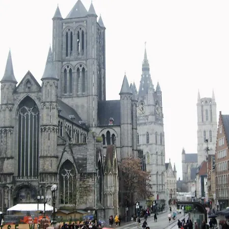 Alloggio in famiglia Guestrooms Bij Het Station Drongen *